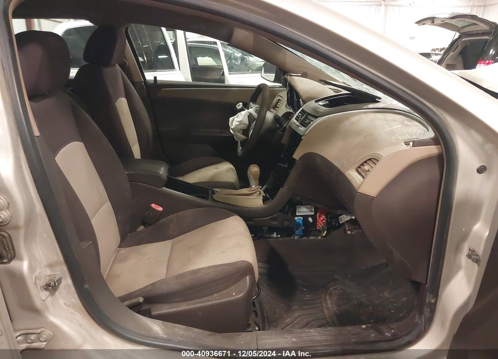 2009 CHEVROLET MALIBU LS VIN: 1G1ZG57B39F200378