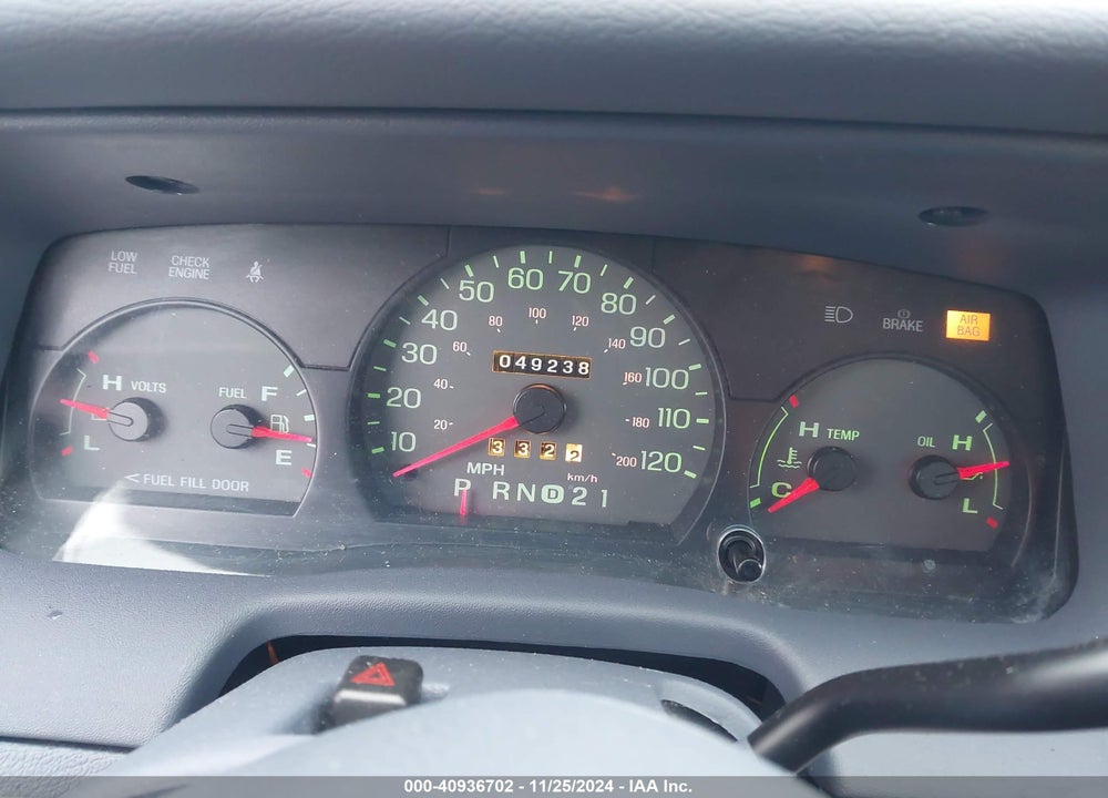 1998 MERCURY GRAND MARQUIS VIN: 2MEFM75W9WX699934
