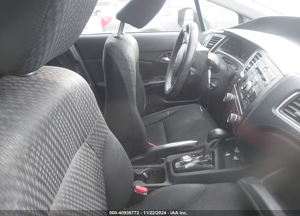 2014 HONDA CIVIC LX VIN: 19XFB2F50EE009749