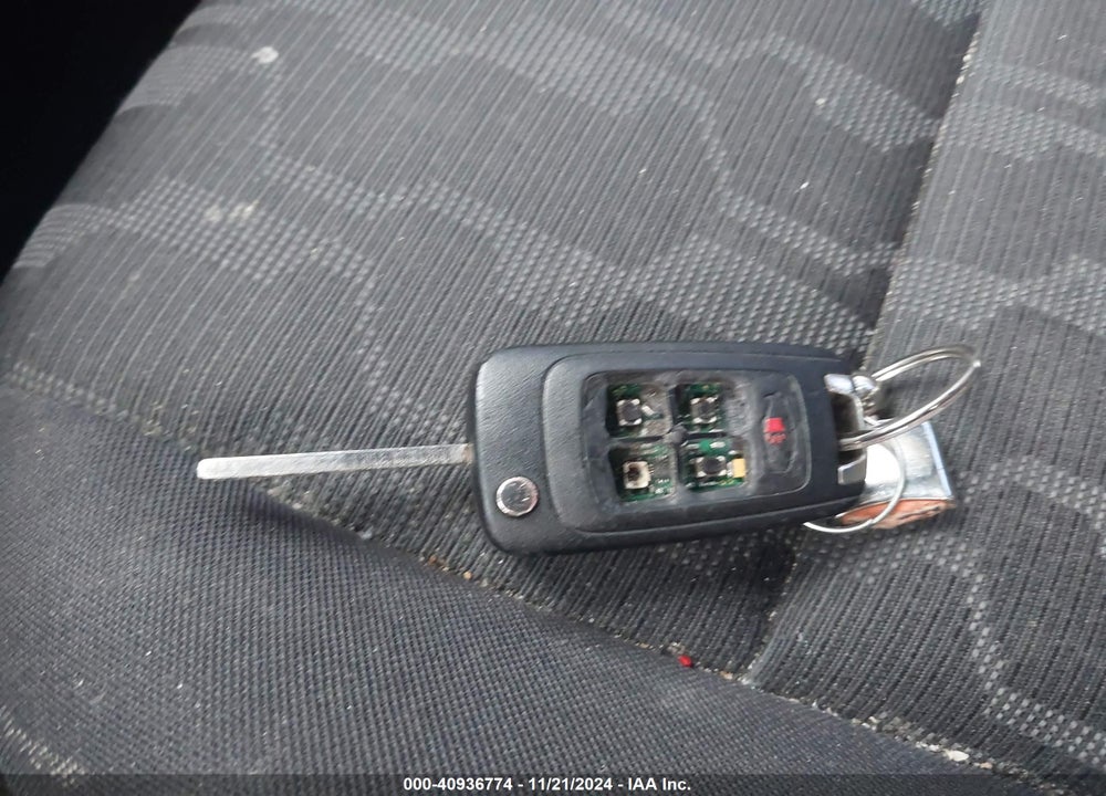 2013 CHEVROLET VOLT VIN: 1G1RC6E49DU144456