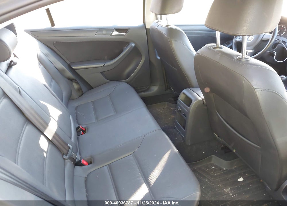 2012 VOLKSWAGEN JETTA 2.5L SE VIN: 3VWBX7AJ6CM076423