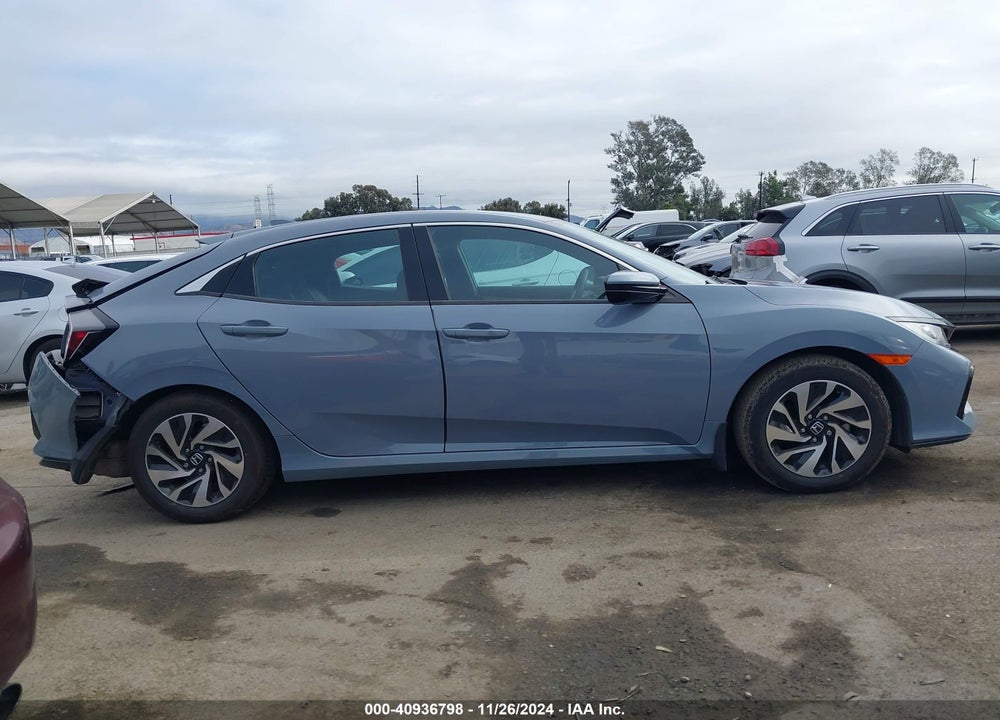 2019 HONDA CIVIC LX VIN: SHHFK7H32KU405226