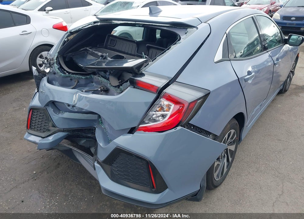 2019 HONDA CIVIC LX VIN: SHHFK7H32KU405226