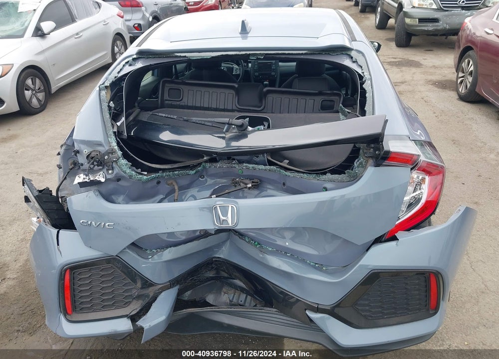 2019 HONDA CIVIC LX VIN: SHHFK7H32KU405226