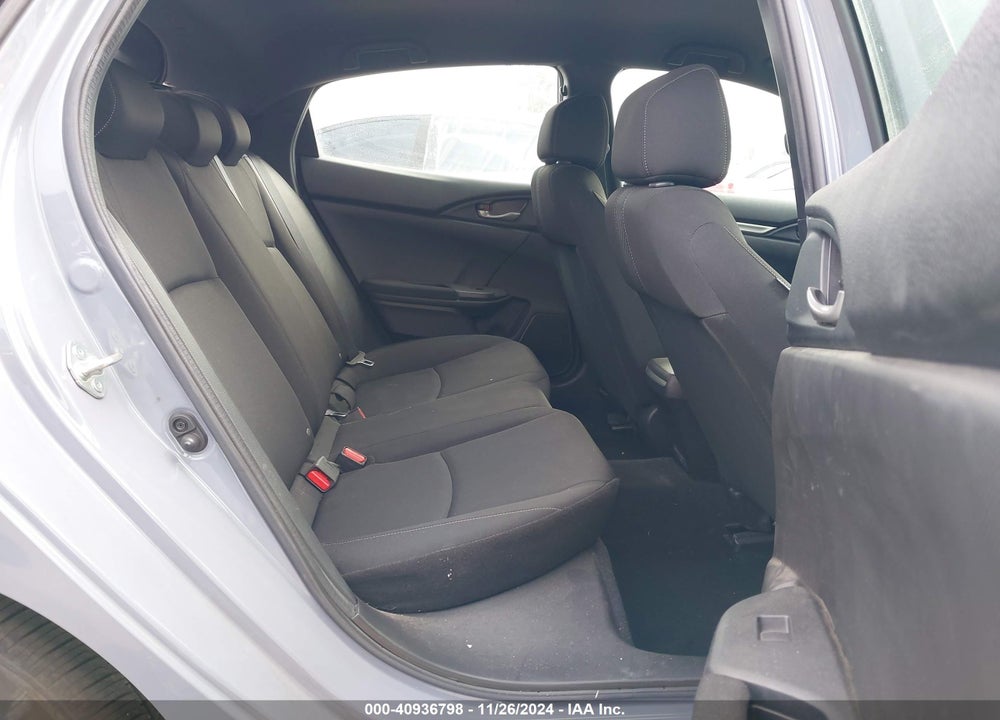2019 HONDA CIVIC LX VIN: SHHFK7H32KU405226