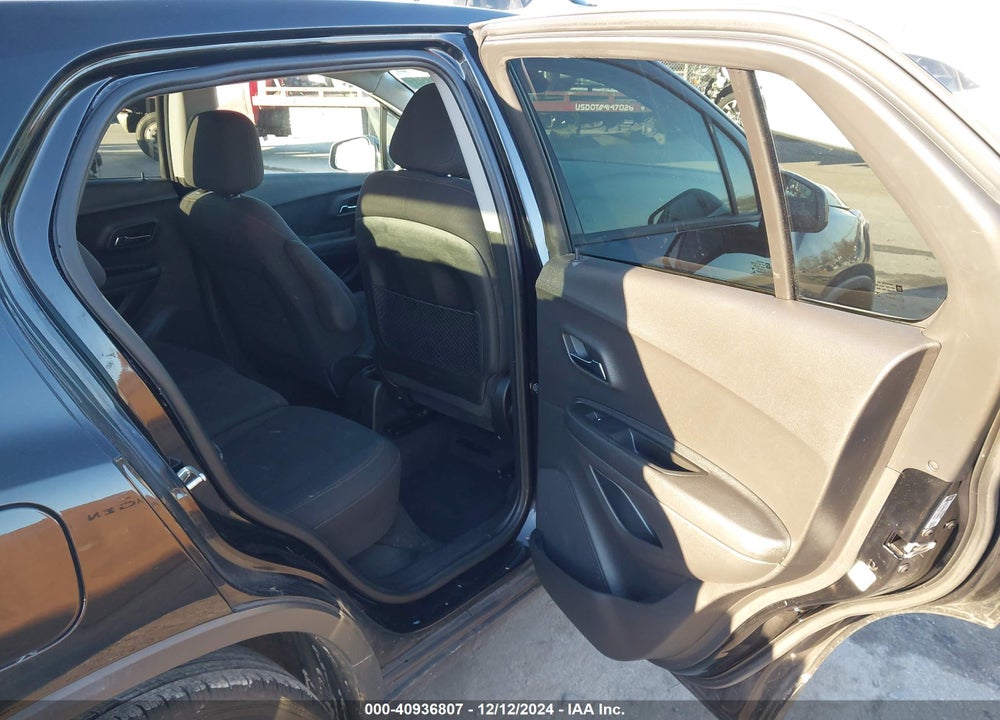 2019 CHEVROLET TRAX LS VIN: 3GNCJKSB9KL390212