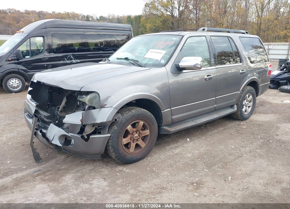 2010 FORD EXPEDITION XLT VIN: 1FMJU1G52AEB50692
