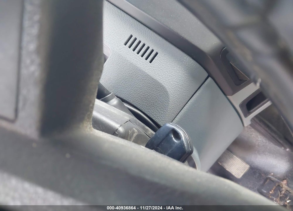 2011 FORD F-250 XL VIN: 1FT7W2B60BEA66287