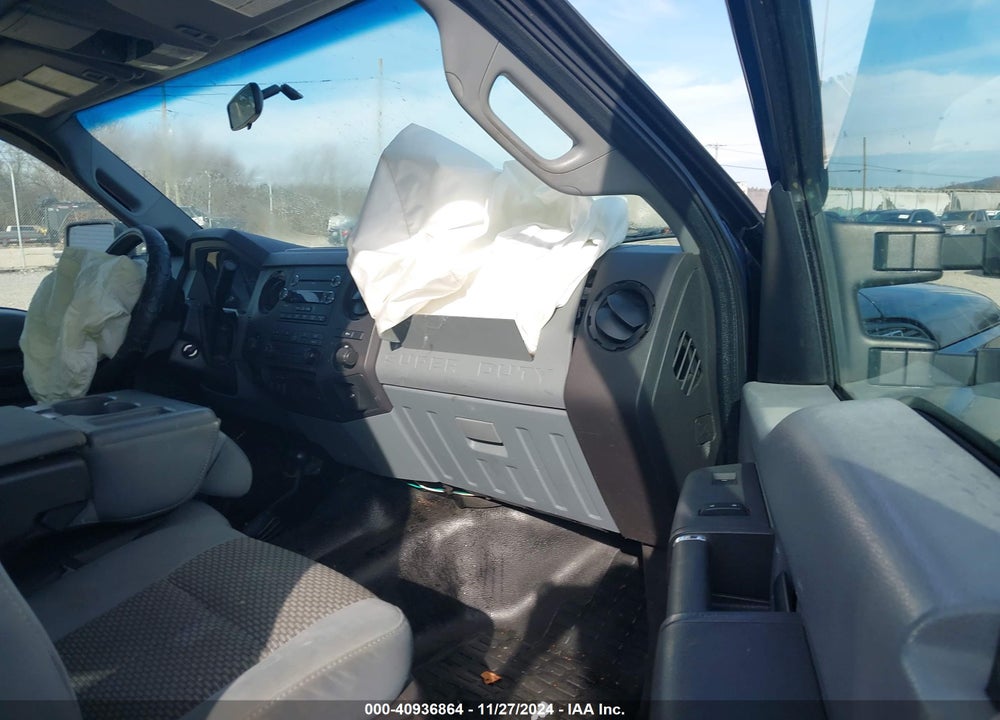 2011 FORD F-250 XL VIN: 1FT7W2B60BEA66287