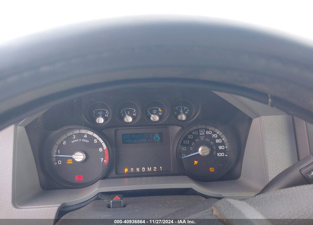 2011 FORD F-250 XL VIN: 1FT7W2B60BEA66287
