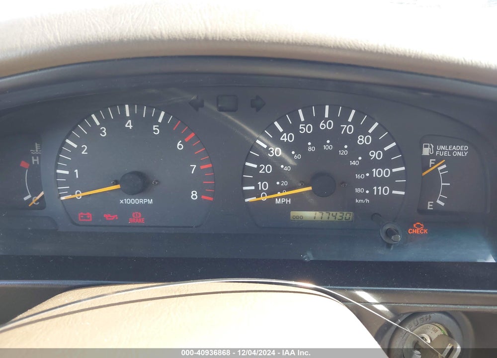 2000 TOYOTA TACOMA VIN: 4TAWM72N2YZ675500