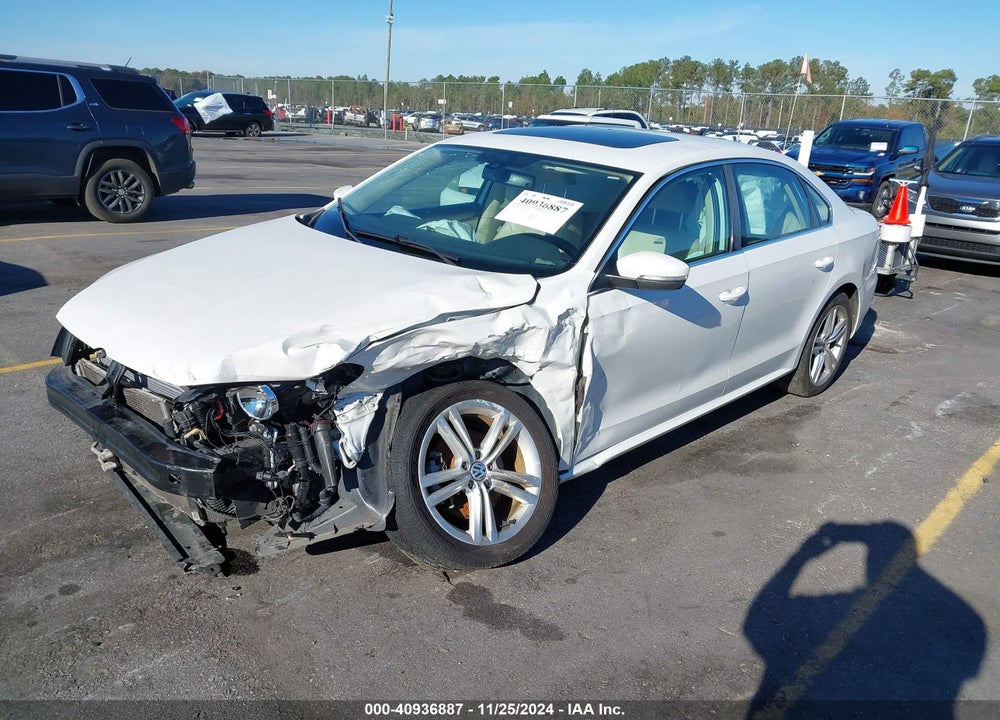 2014 VOLKSWAGEN PASSAT VIN: 1VWBT7A38EC048754
