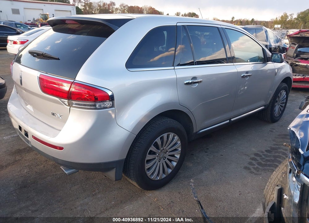 2013 LINCOLN MKX VIN: 2LMDJ6JK8DBL02576