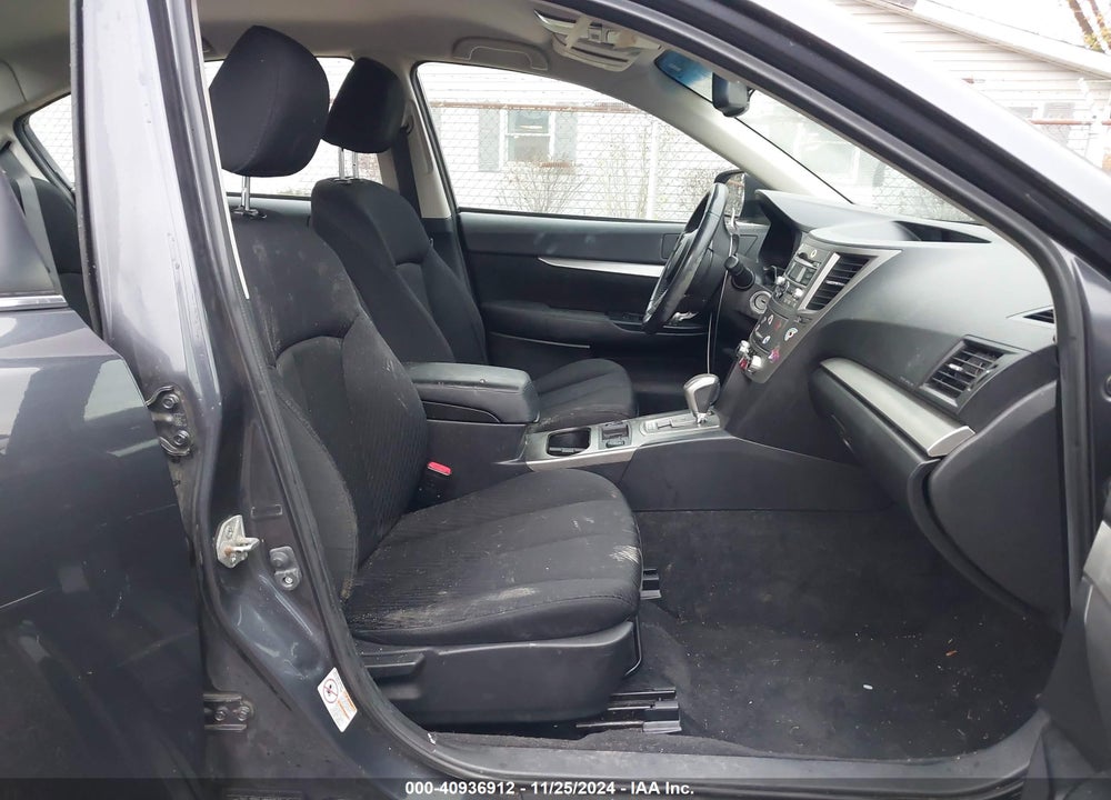 2011 SUBARU LEGACY 2.5I PREMIUM VIN: 4S3BMCC68B3228554