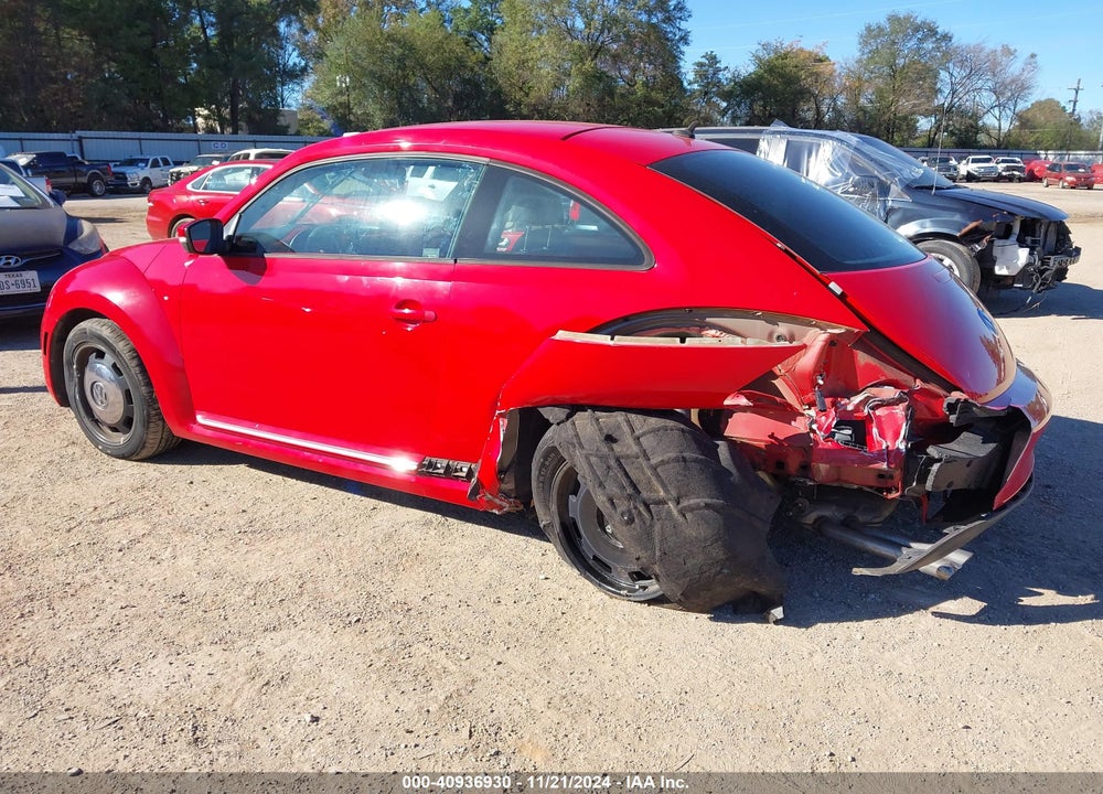 2012 VOLKSWAGEN BEETLE 2.5L VIN: 3VWJX7AT1CM638225