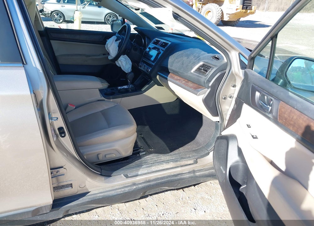 2017 SUBARU OUTBACK 2.5I LIMITED VIN: 4S4BSANC4H3315532