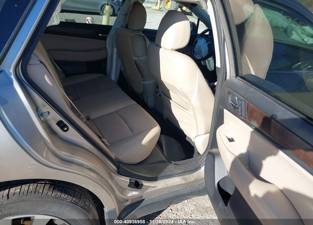 2017 SUBARU OUTBACK 2.5I LIMITED VIN: 4S4BSANC4H3315532