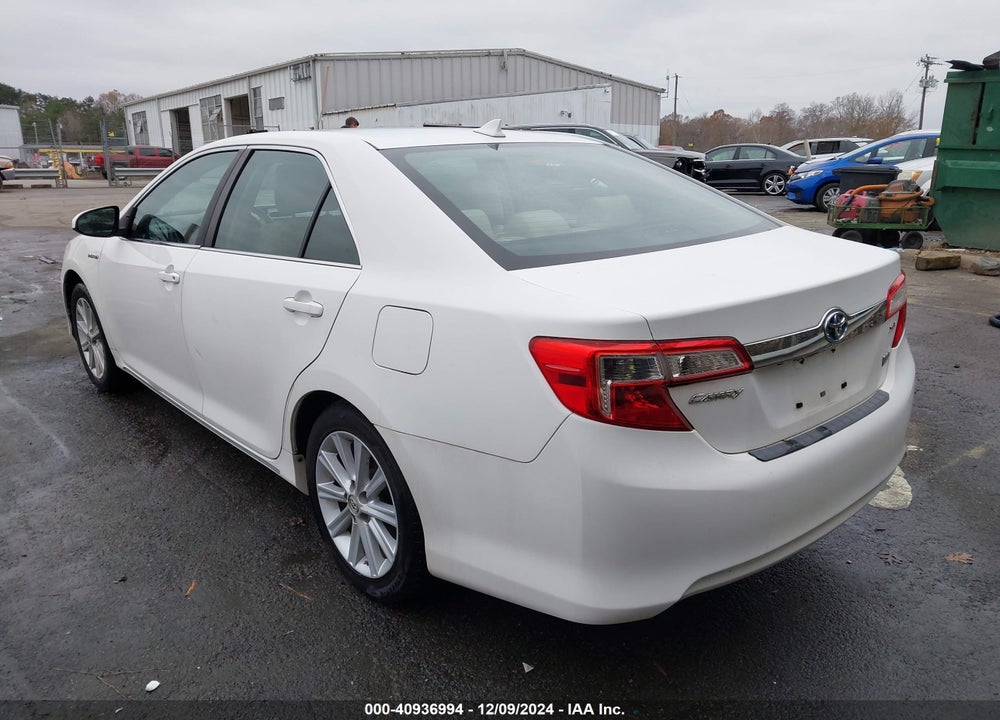 2013 TOYOTA CAMRY HYBRID XLE VIN: 4T1BD1FK9DU090075