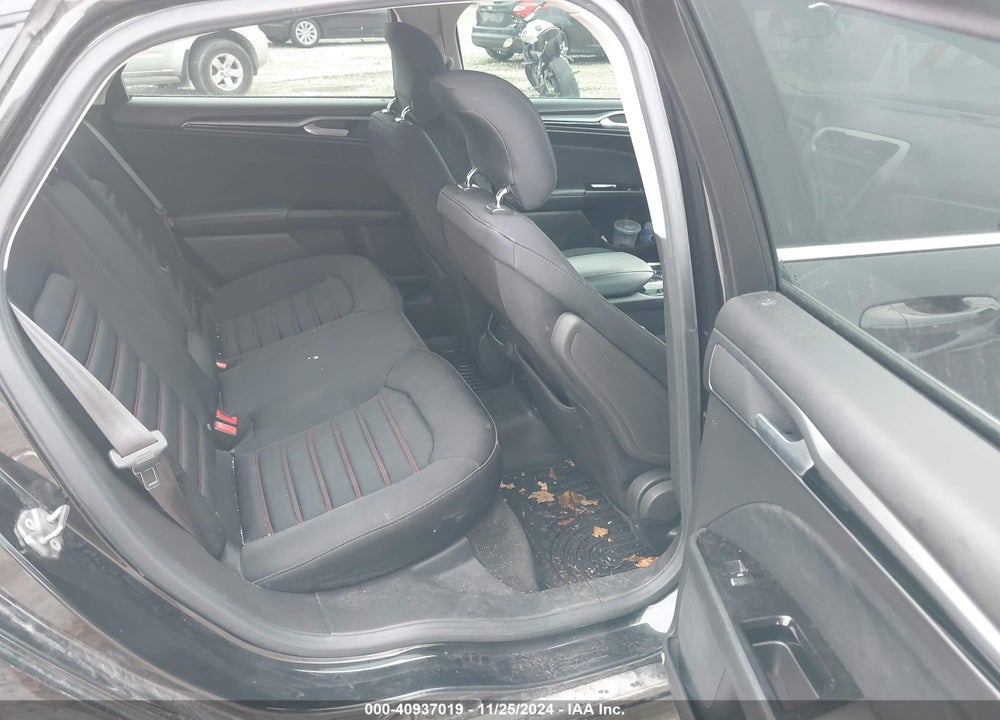 2013 FORD FUSION SE VIN: 3FA6P0H7XDR321949