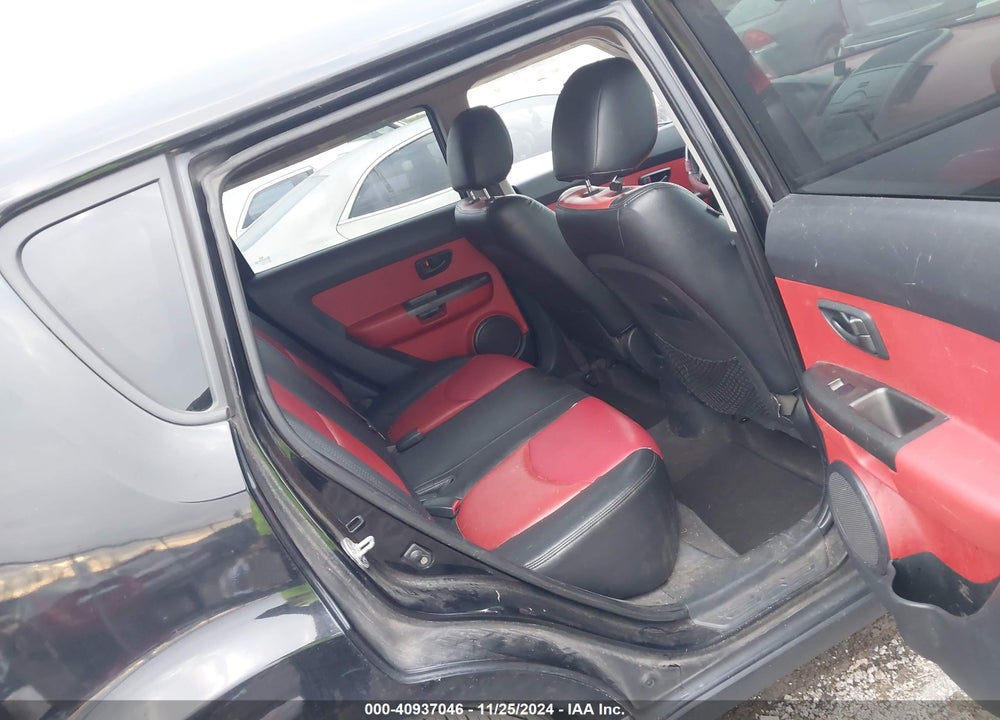 2010 KIA SOUL SPORT VIN: KNDJT2A27A7035103