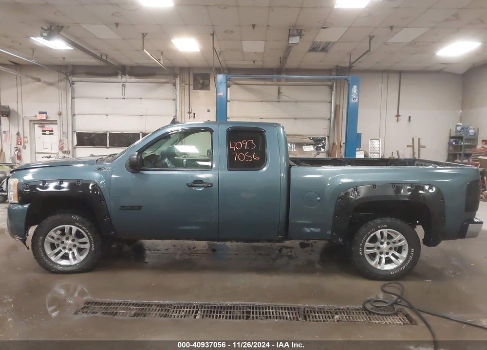 2008 CHEVROLET SILVERADO 1500 LT1 VIN: 1GCEK19J38Z189770