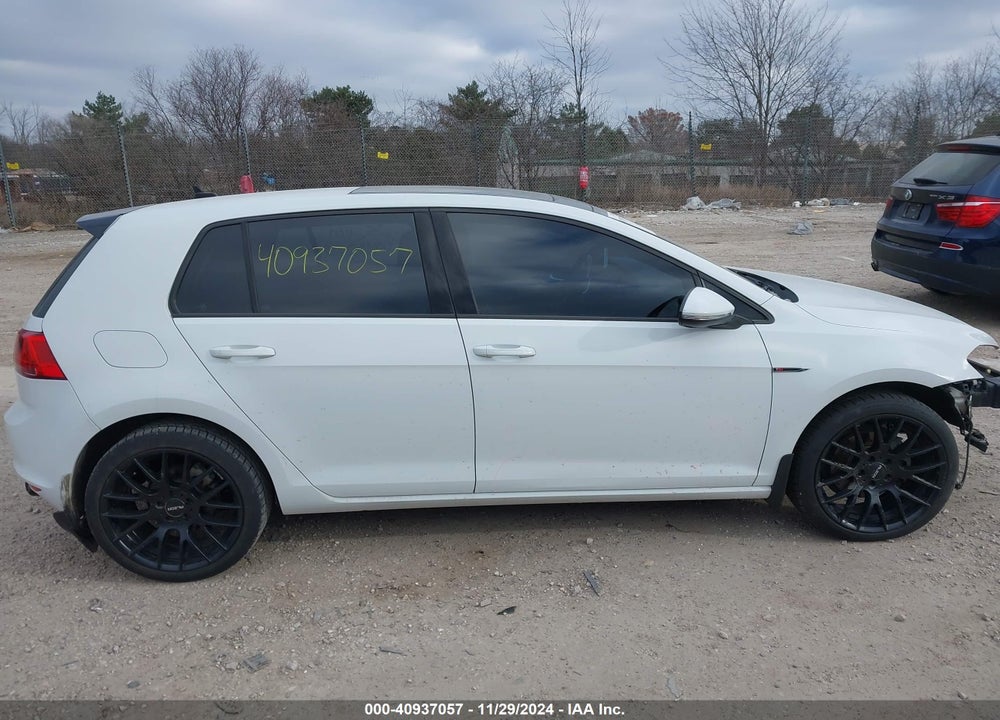 2015 VOLKSWAGEN GOLF TDI SEL 4-DOOR VIN: 3VW2A7AU3FM045503