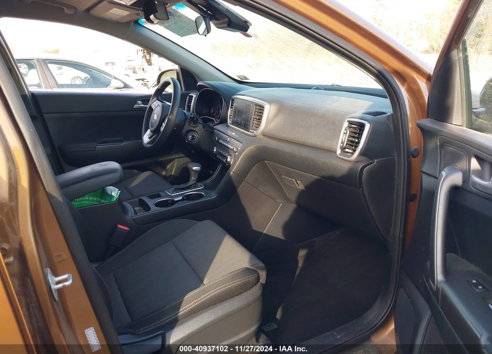 2020 KIA SPORTAGE LX VIN: KNDPMCAC2L7759872