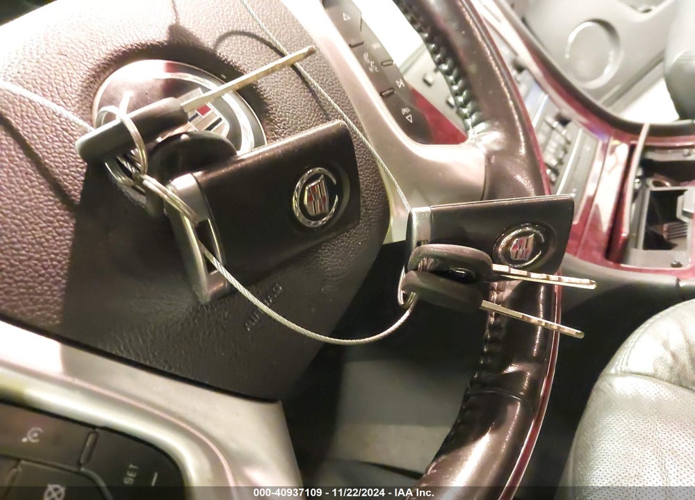 2010 CADILLAC ESCALADE ESV PREMIUM VIN: 1GYUKJEF5AR159473