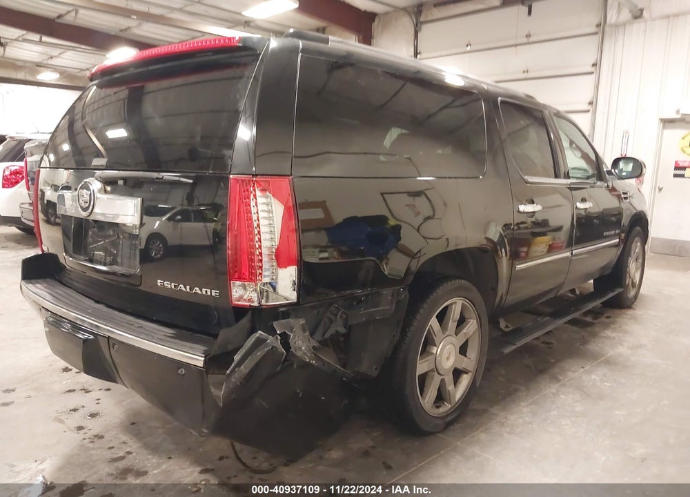 2010 CADILLAC ESCALADE ESV PREMIUM VIN: 1GYUKJEF5AR159473