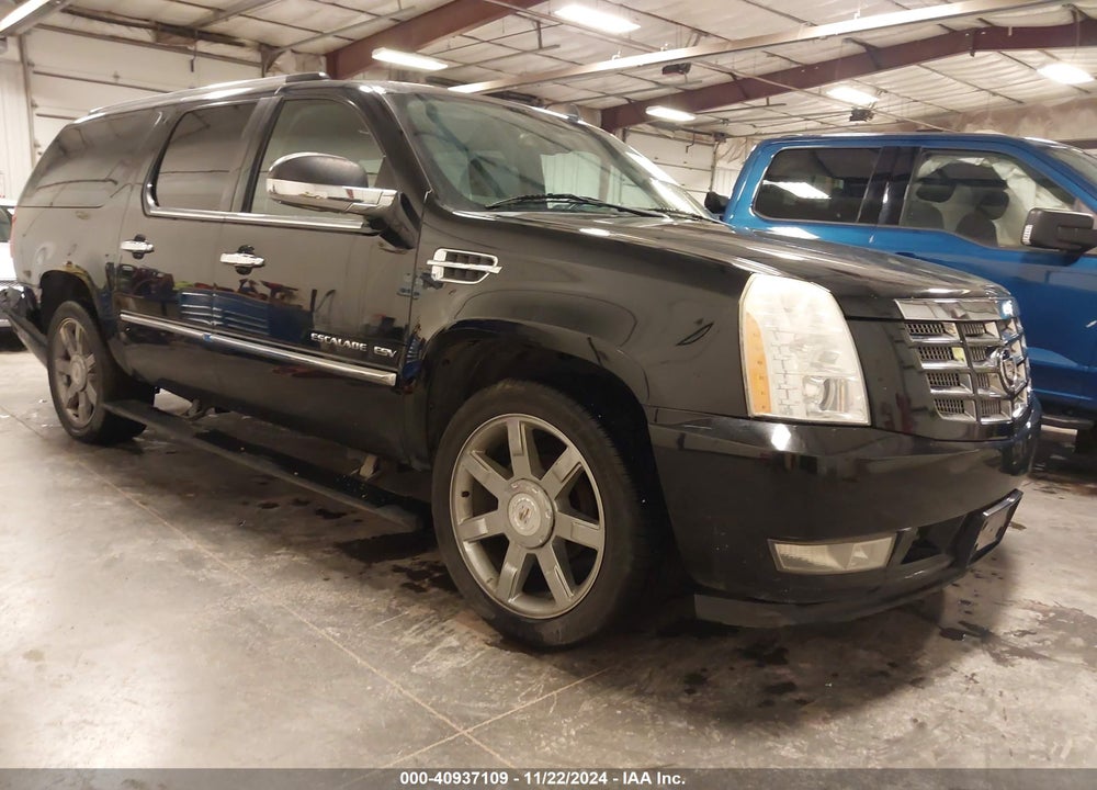 2010 CADILLAC ESCALADE ESV PREMIUM VIN: 1GYUKJEF5AR159473