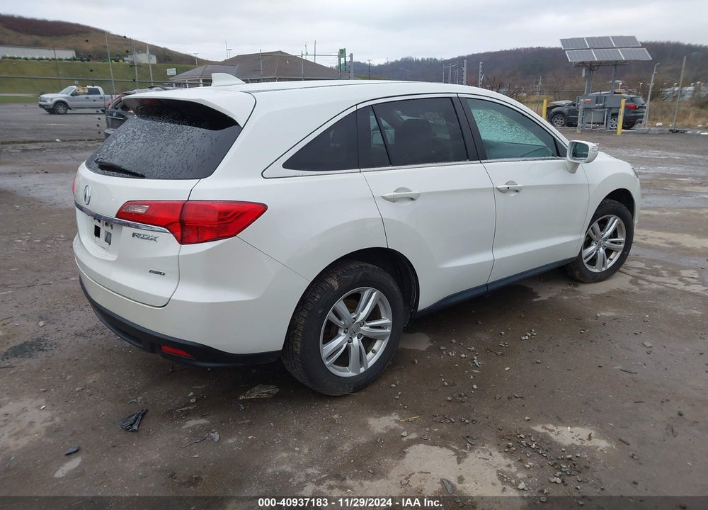 2015 ACURA RDX VIN: 5J8TB4H52FL031399