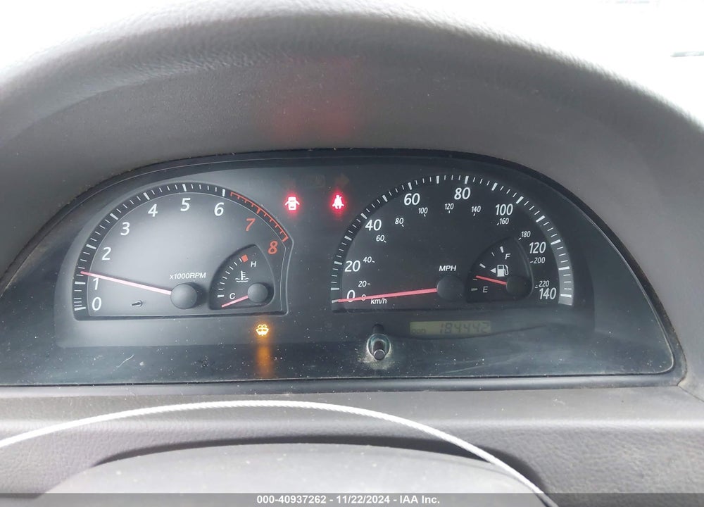 2002 TOYOTA CAMRY LE VIN: JTDBE32KX20020897