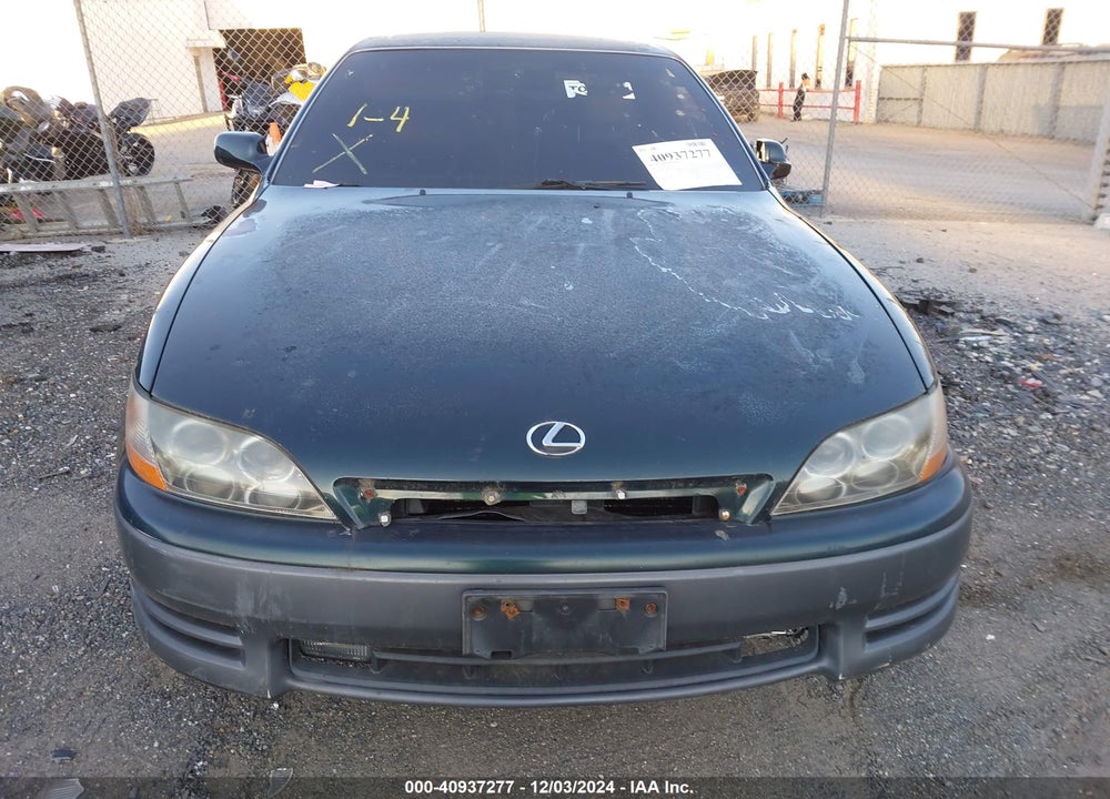 1995 LEXUS ES 300 VIN: JT8GK13T2S0121392