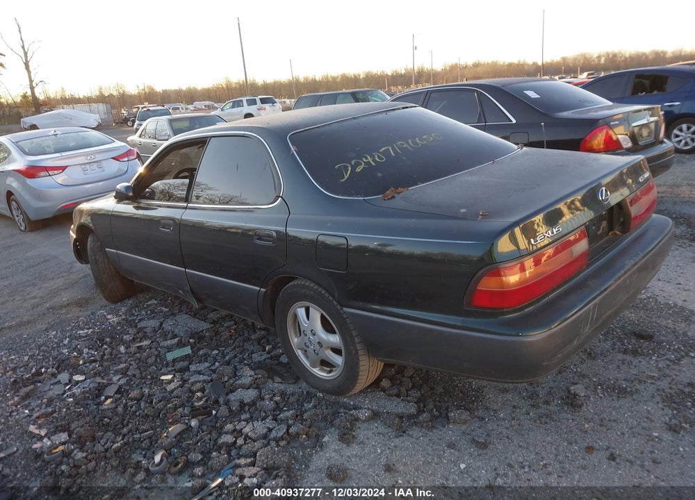1995 LEXUS ES 300 VIN: JT8GK13T2S0121392
