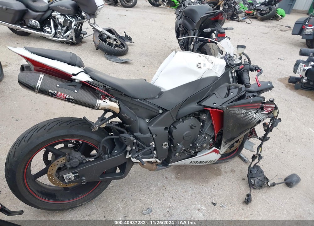 2012 YAMAHA YZFR1 VIN: JYARN23E2CA012950