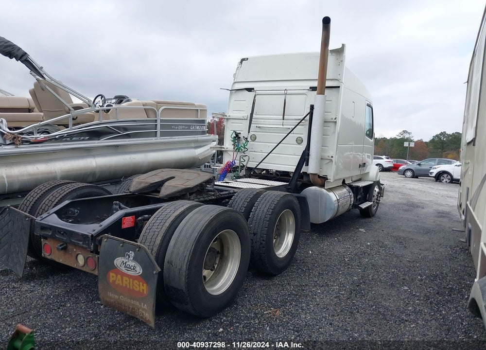 2014 VOLVO VN VNL VIN: 4V4NC9TH9EN171993
