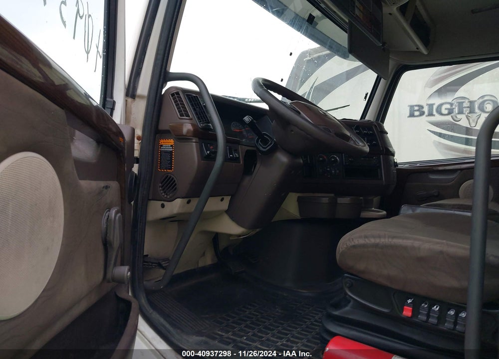 2014 VOLVO VN VNL VIN: 4V4NC9TH9EN171993