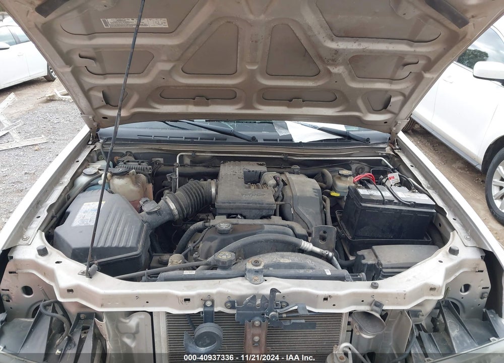 2005 CHEVROLET COLORADO LS VIN: 1GCDT146858178566