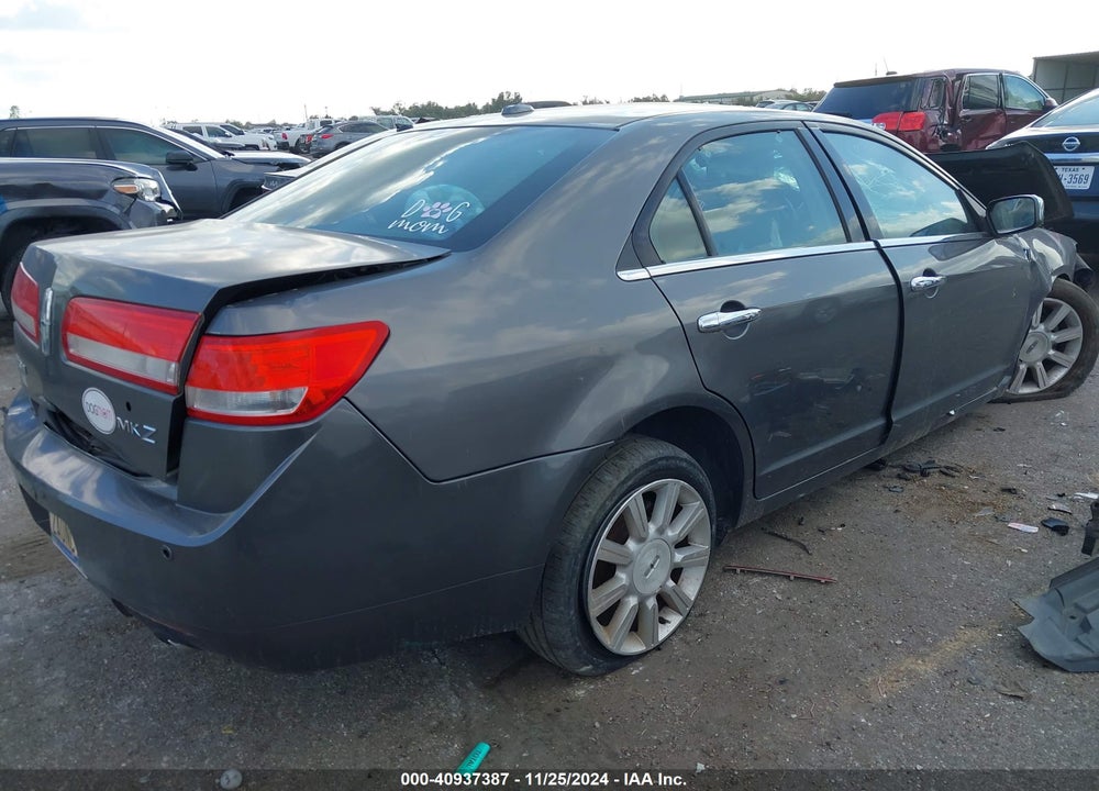 2010 LINCOLN MKZ VIN: 3LNHL2GCXAR625461