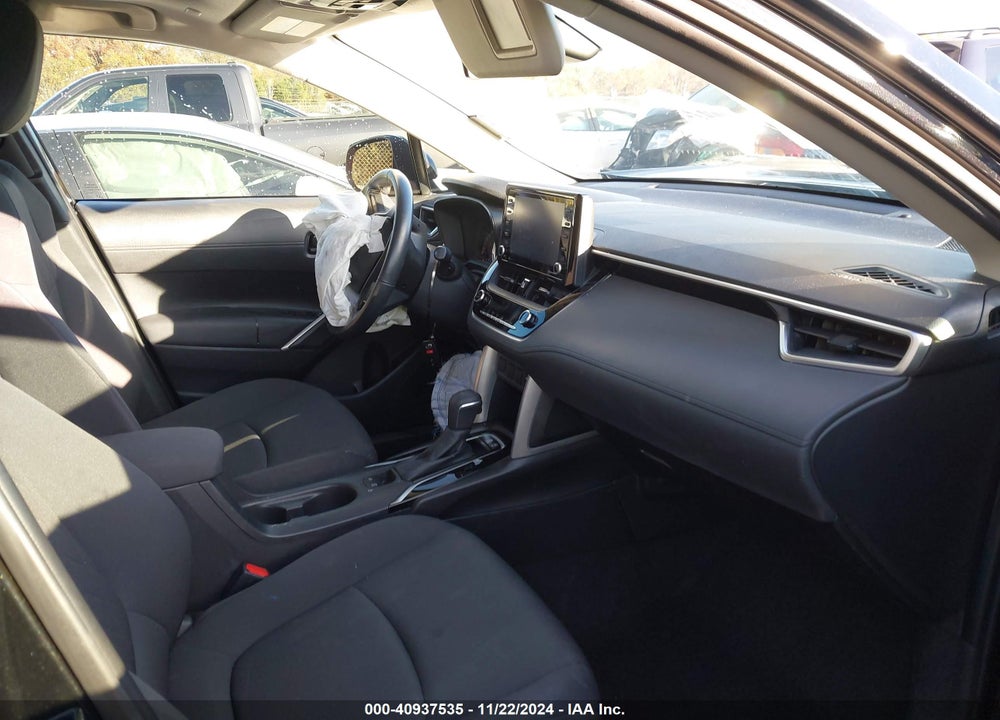 2022 TOYOTA COROLLA CROSS LE VIN: 7MUBAAAG5NV014557