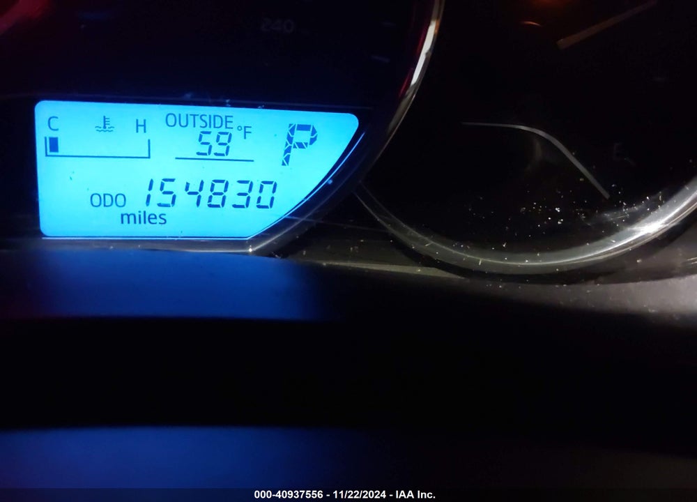 2015 TOYOTA COROLLA LE VIN: 5YFBURHE8FP277950