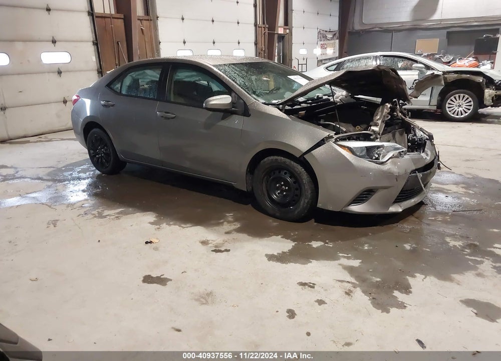 2015 TOYOTA COROLLA LE VIN: 5YFBURHE8FP277950