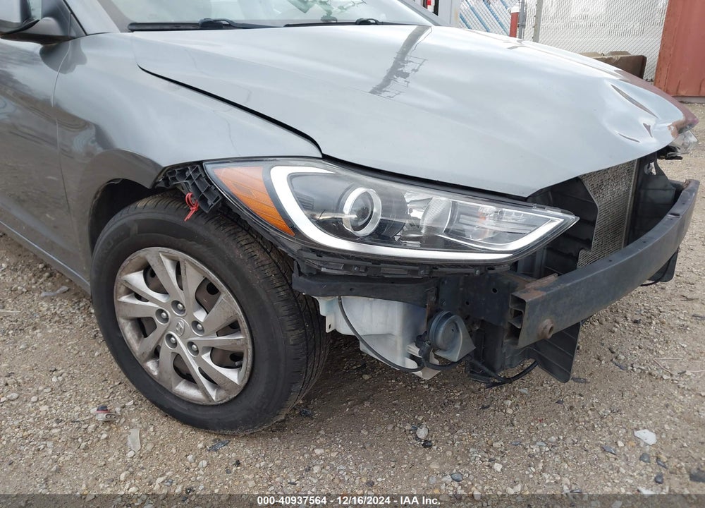 2017 HYUNDAI ELANTRA SE VIN: KMHD74LF9HU393646