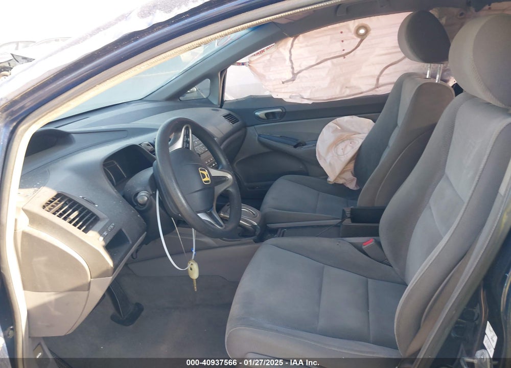 2010 HONDA CIVIC LX VIN: 2HGFA1F57AH573041