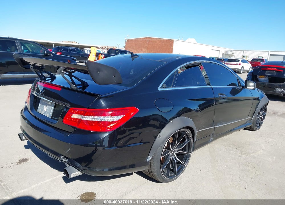 2011 MERCEDES-BENZ E VIN: WDDKJ7CB8BF069553