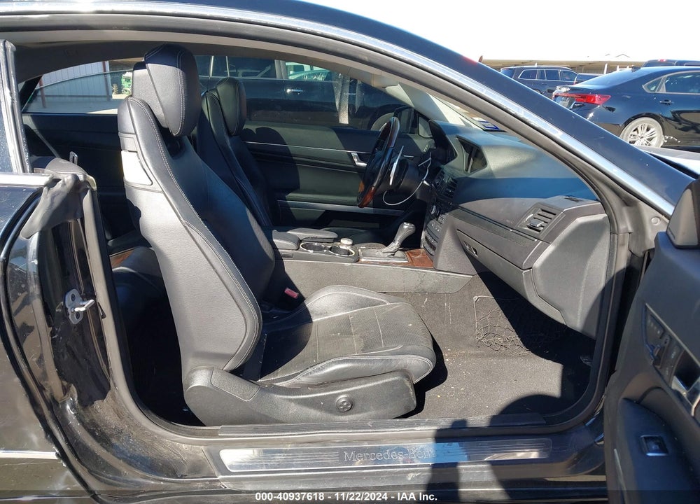 2011 MERCEDES-BENZ E VIN: WDDKJ7CB8BF069553
