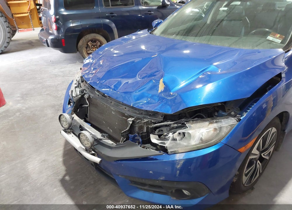 2017 HONDA CIVIC EX-L VIN: 19XFC1F71HE010874