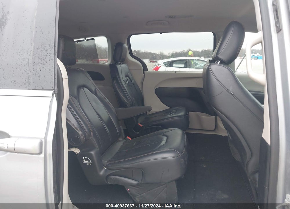 2019 CHRYSLER PACIFICA TOURING L VIN: 2C4RC1BG3KR650044