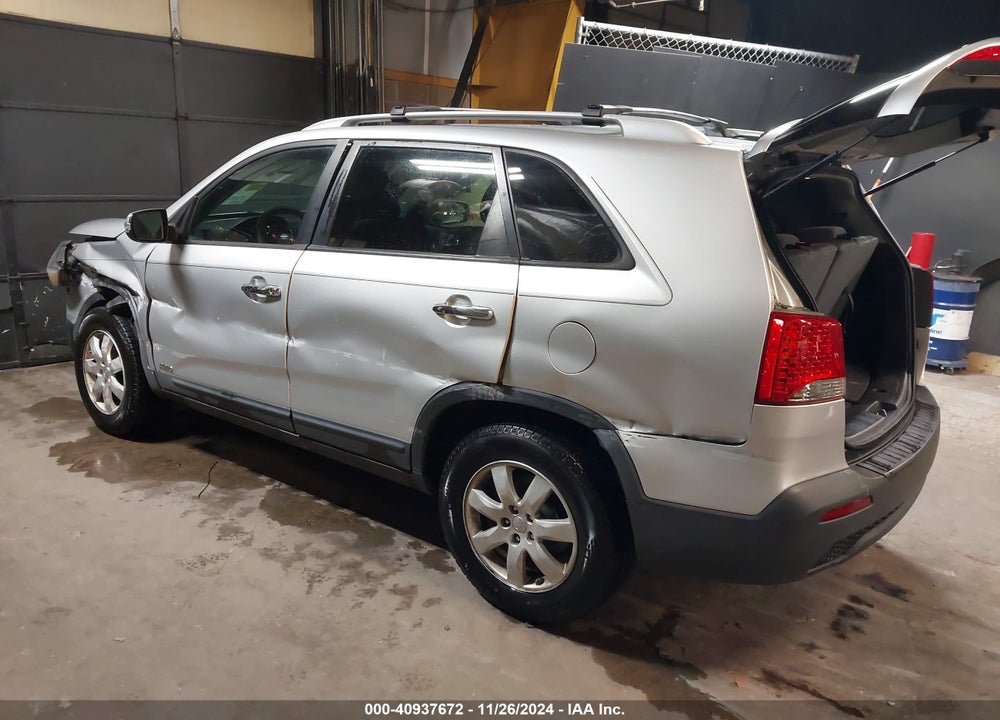 2012 KIA SORENTO LX VIN: 5XYKTDA65CG228679