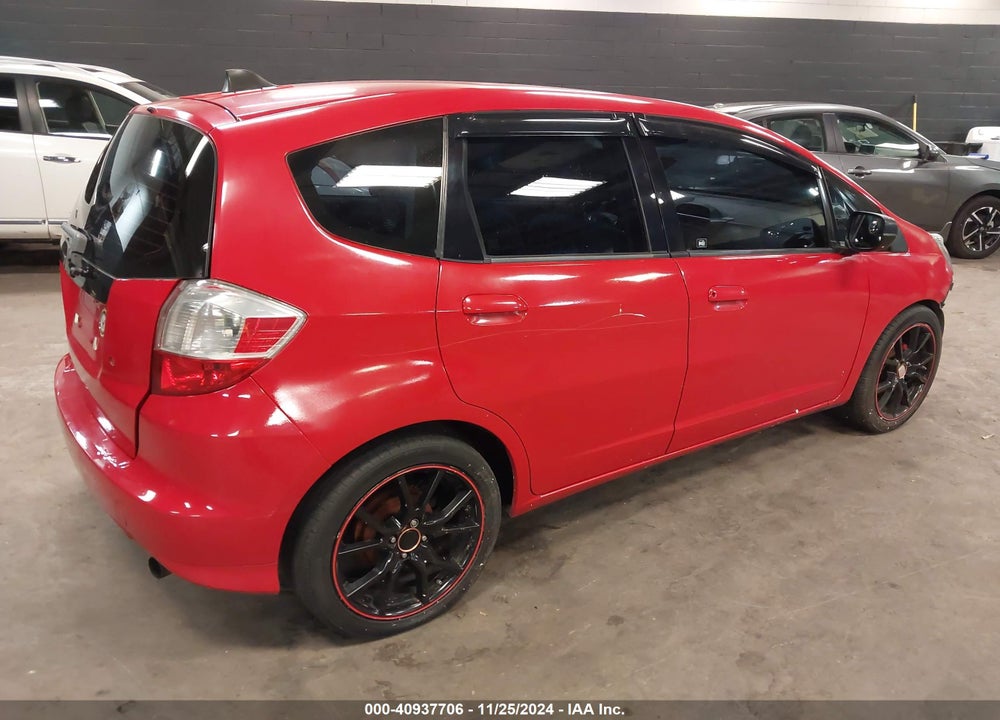 2009 HONDA FIT VIN: JHMGE88289C005199
